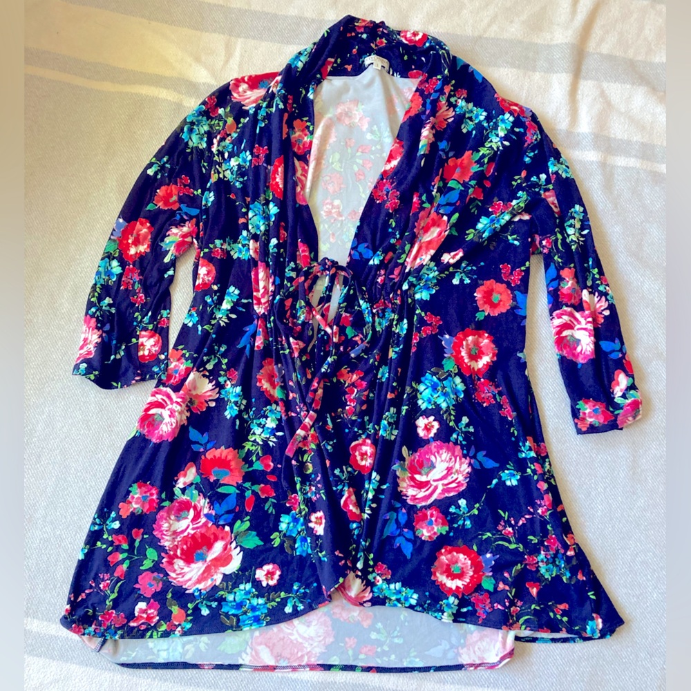 Kiyonna Floral Wrap Blouse Navy Kimono‎ Top Made in USA Flower Garden Size 1